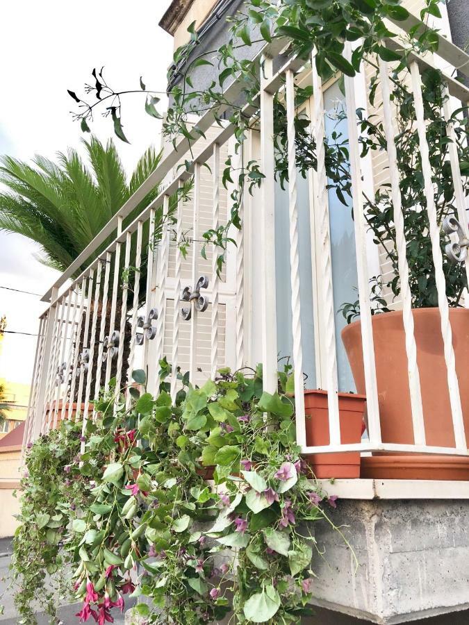 Giader'S House - Free Parking Apartment Catania Bagian luar foto